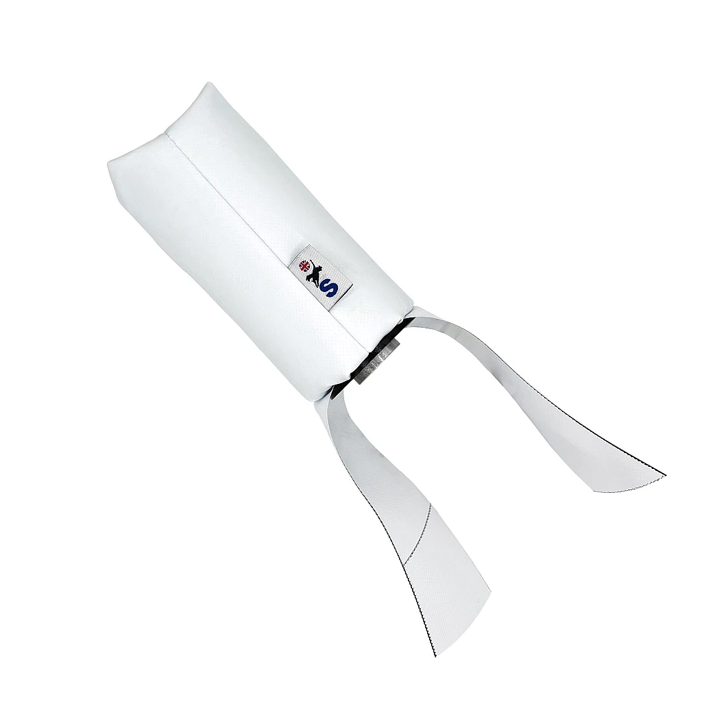 pvc-launcher-dummy-hvit