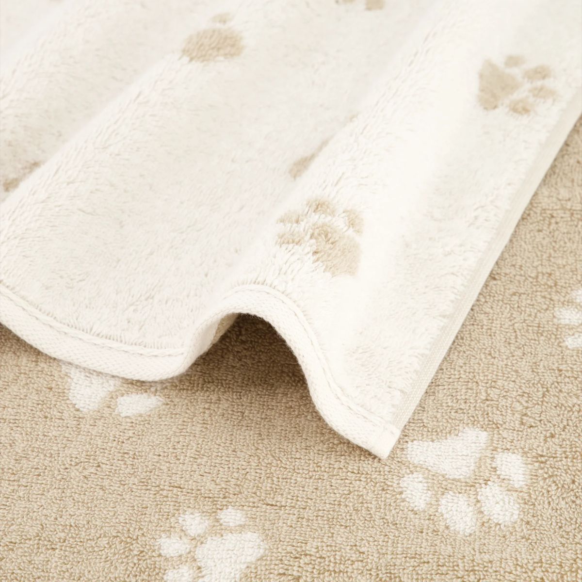 Cawö We Love Dogs - Paws - Natur/Beige (30 x 50 cm)